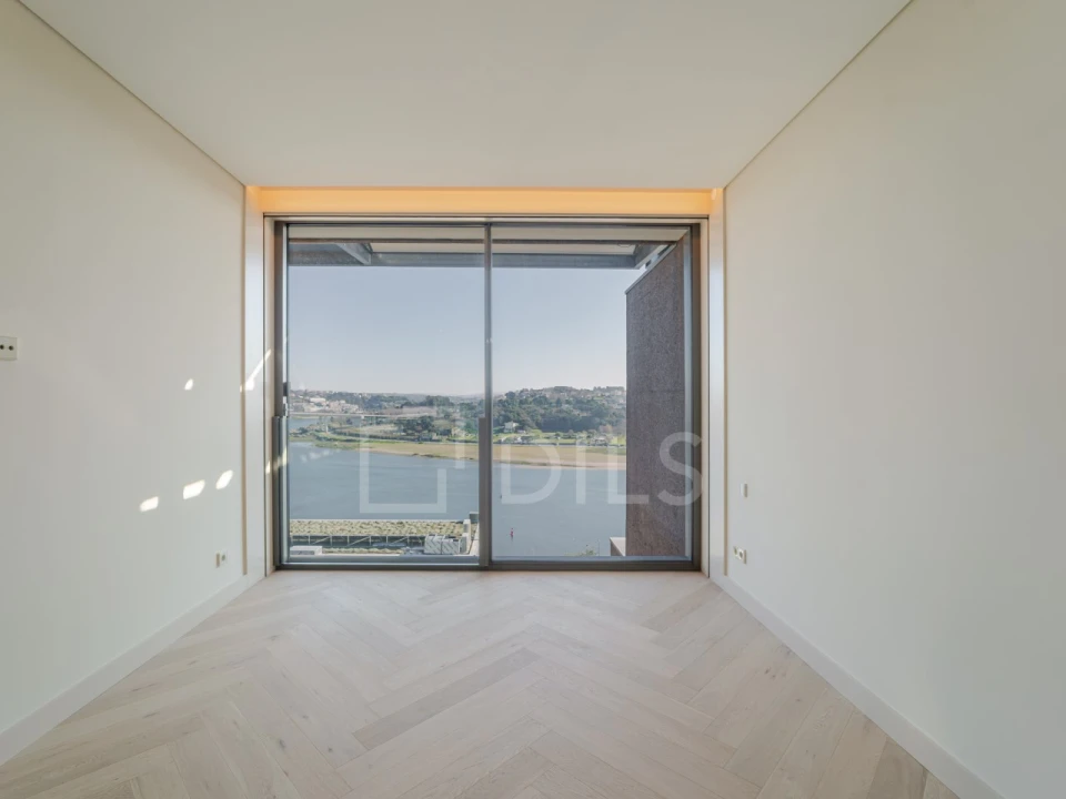 Apartamento T4 para Venda em Campanhã Foto 12