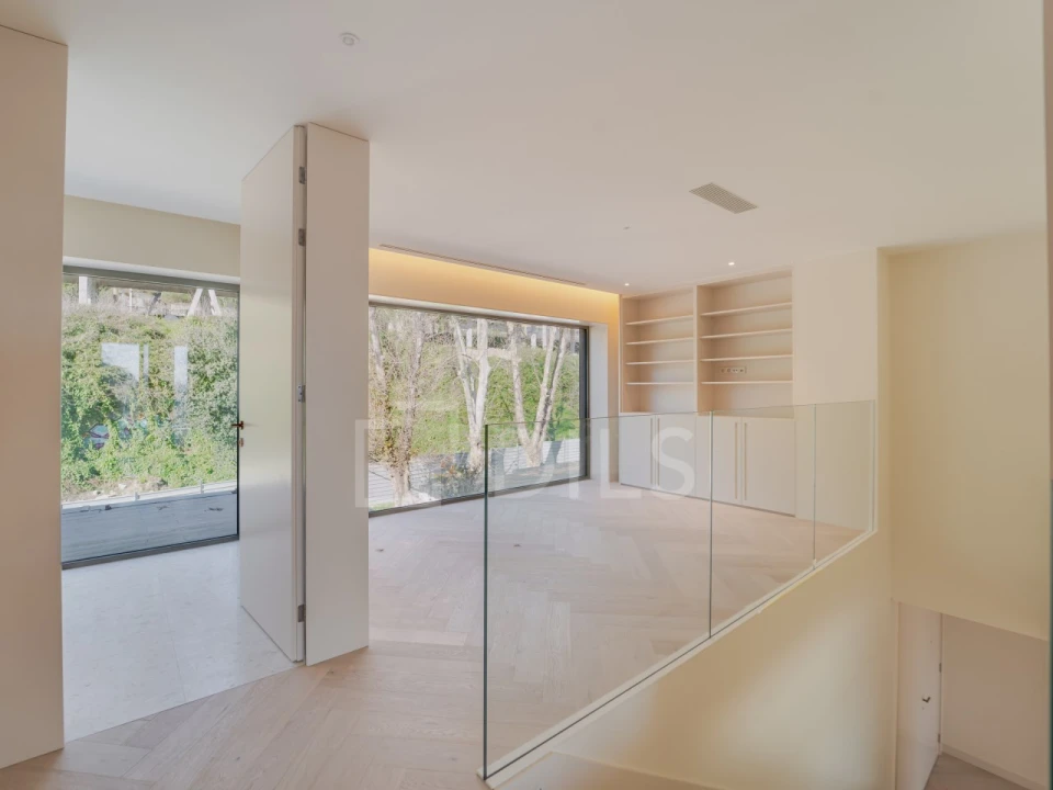 Apartamento T4 para Venda em Campanhã Foto 25