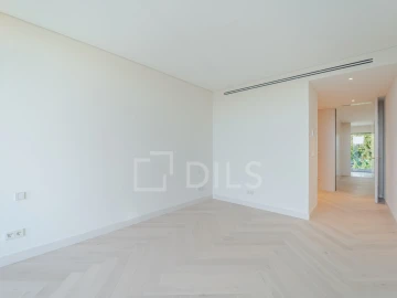 Apartamento T4 para Venda em Campanhã