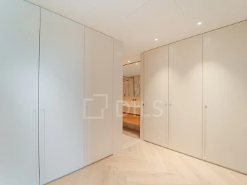 Apartamento T4 para Venda em Campanhã