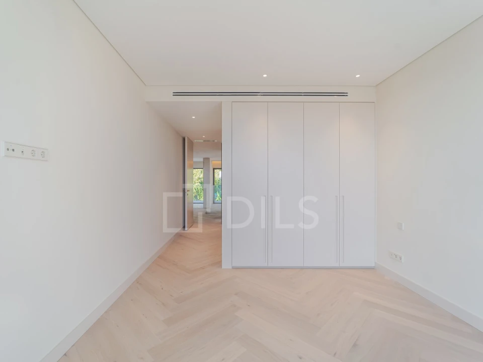Apartamento T4 para Venda em Campanhã Foto 26