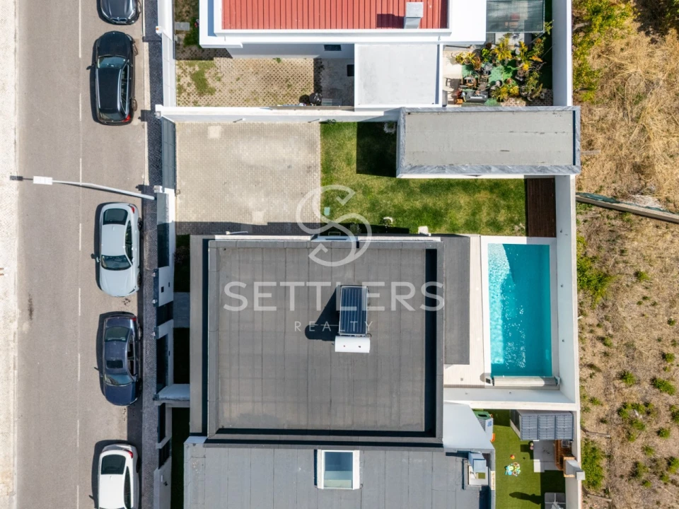 Moradia T4 para Venda em São Domingos de Rana Foto 28