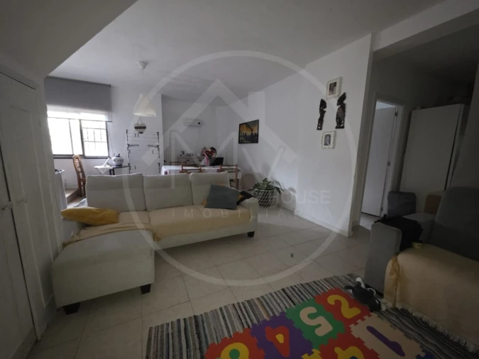 Moradia T7 para Venda em Charneca de Caparica e Sobreda Foto 5
