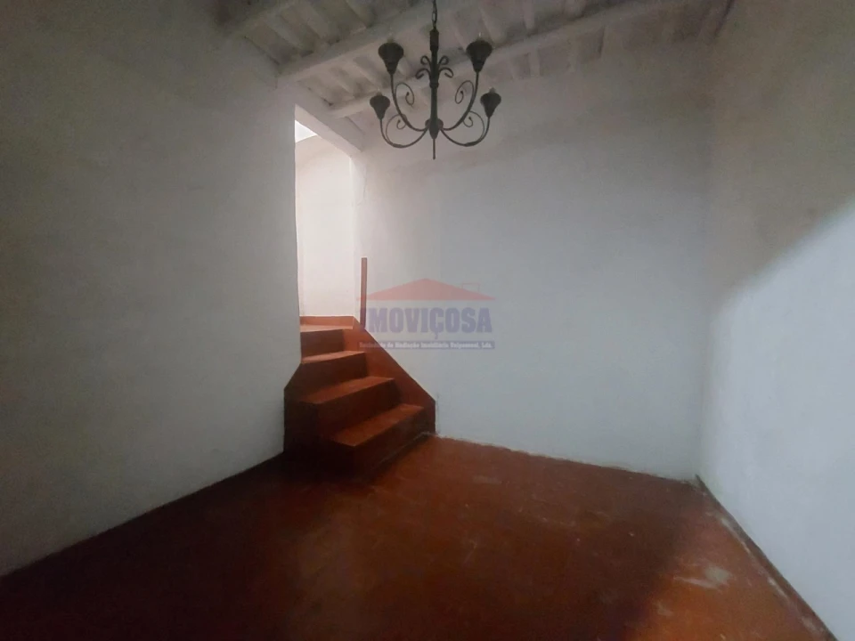 Apartamento T1 para Venda em Borba (Matriz) Foto 8
