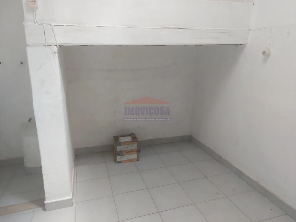 Apartamento T1 para Venda em Borba (Matriz) Foto 14