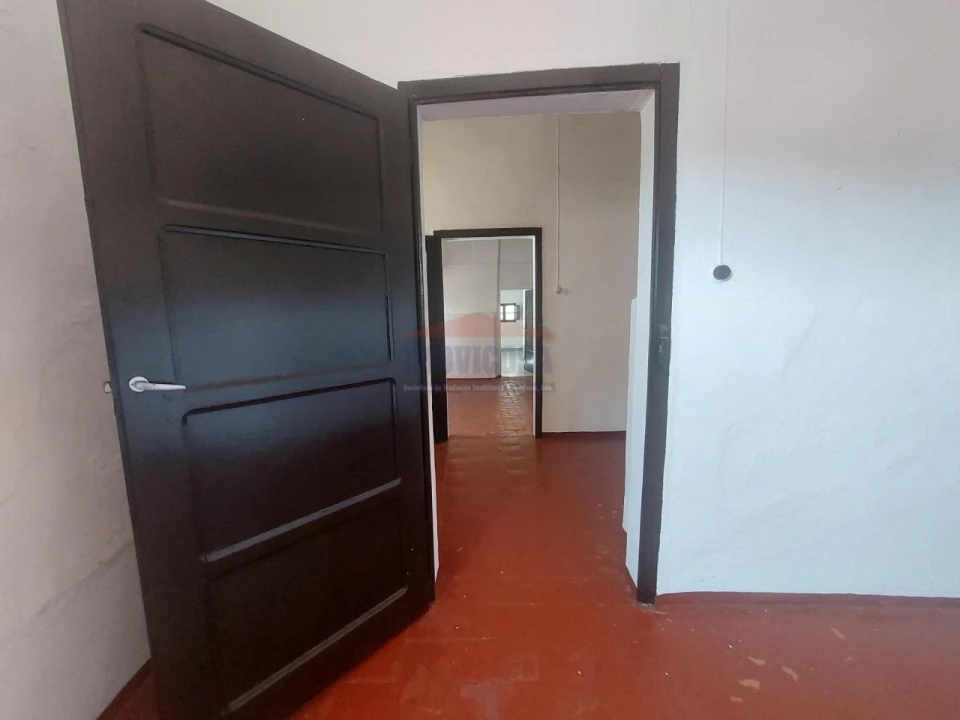 Apartamento T1 para Venda em Borba (Matriz) Foto 21