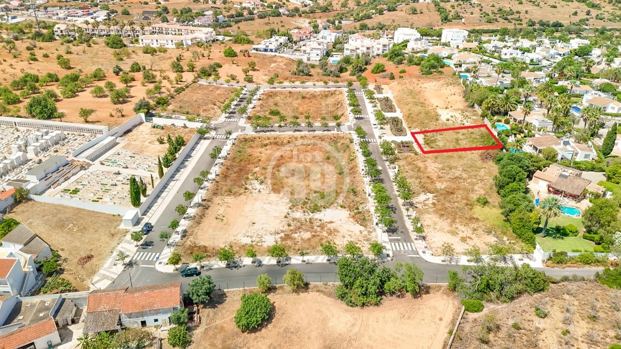 Terreno para Venda em Guia Foto 1