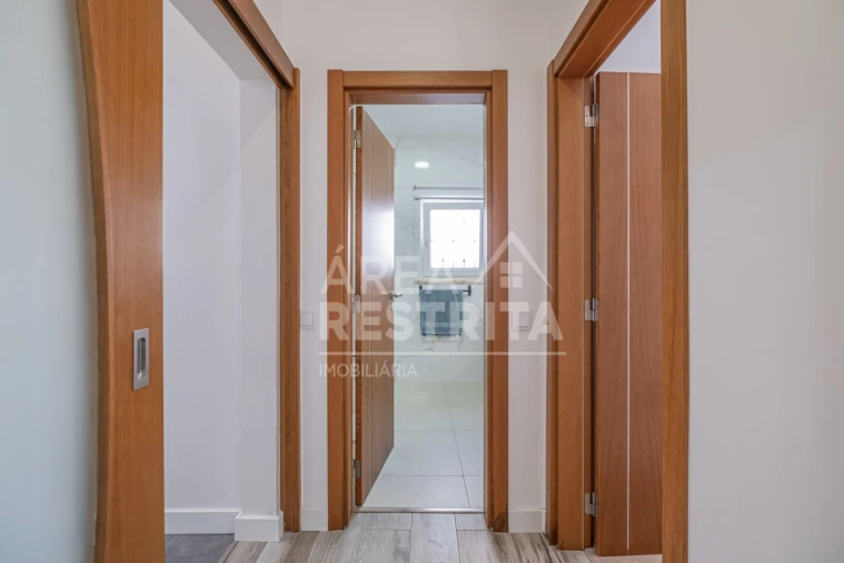 Moradia T3 para Venda em Quinta do Conde Foto 22
