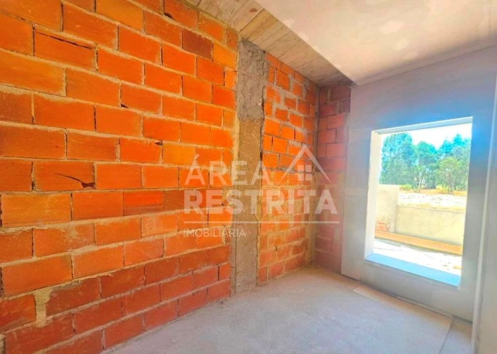 Moradia T3 para Venda em Quinta do Anjo Foto 30