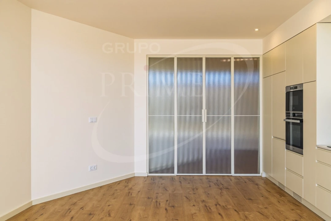 Apartamento T2 para Venda em Paranhos Foto 13