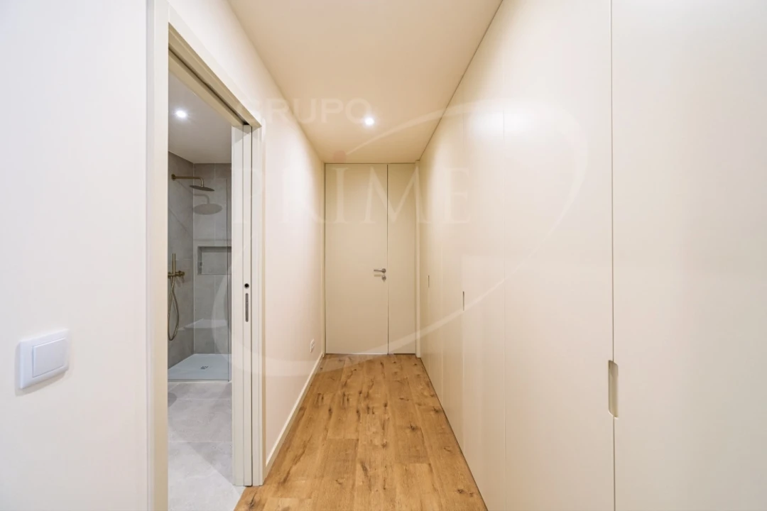 Apartamento T2 para Venda em Paranhos Foto 18