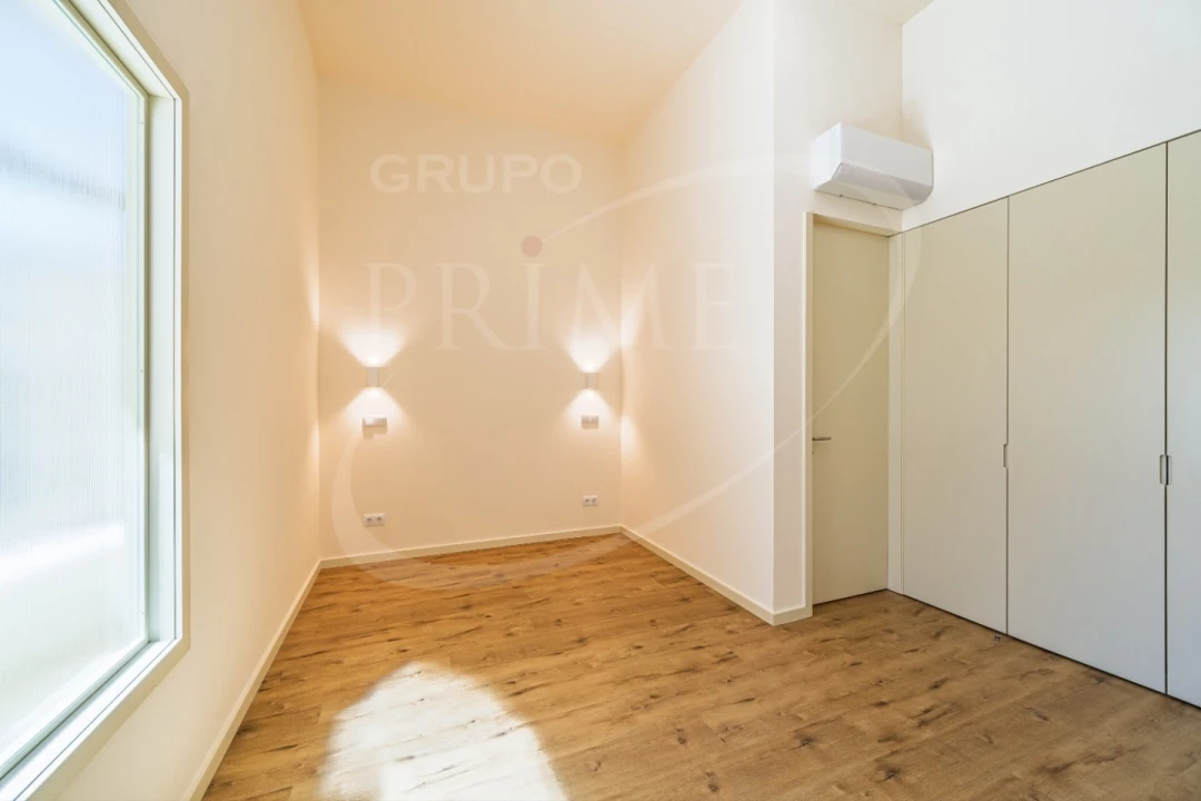 Apartamento T2 para Venda em Paranhos Foto 22