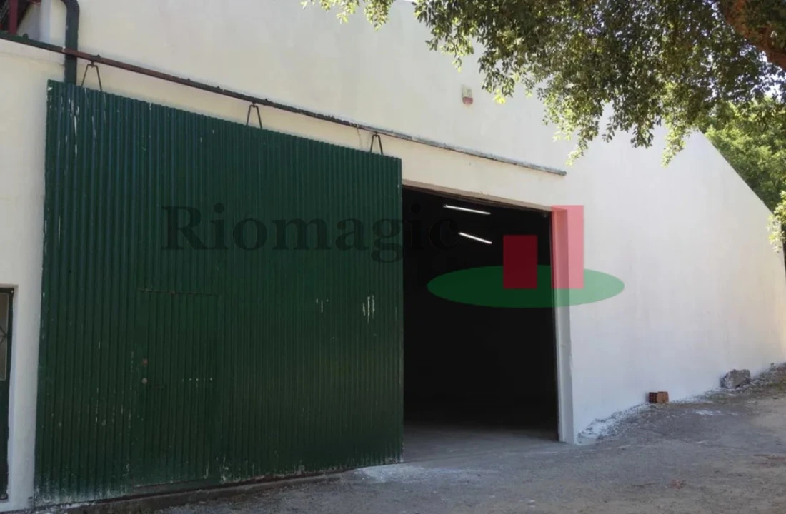 Armazém para Arrendamento em Outeiro da Cortiçada e Arruda dos Pisões Foto 1