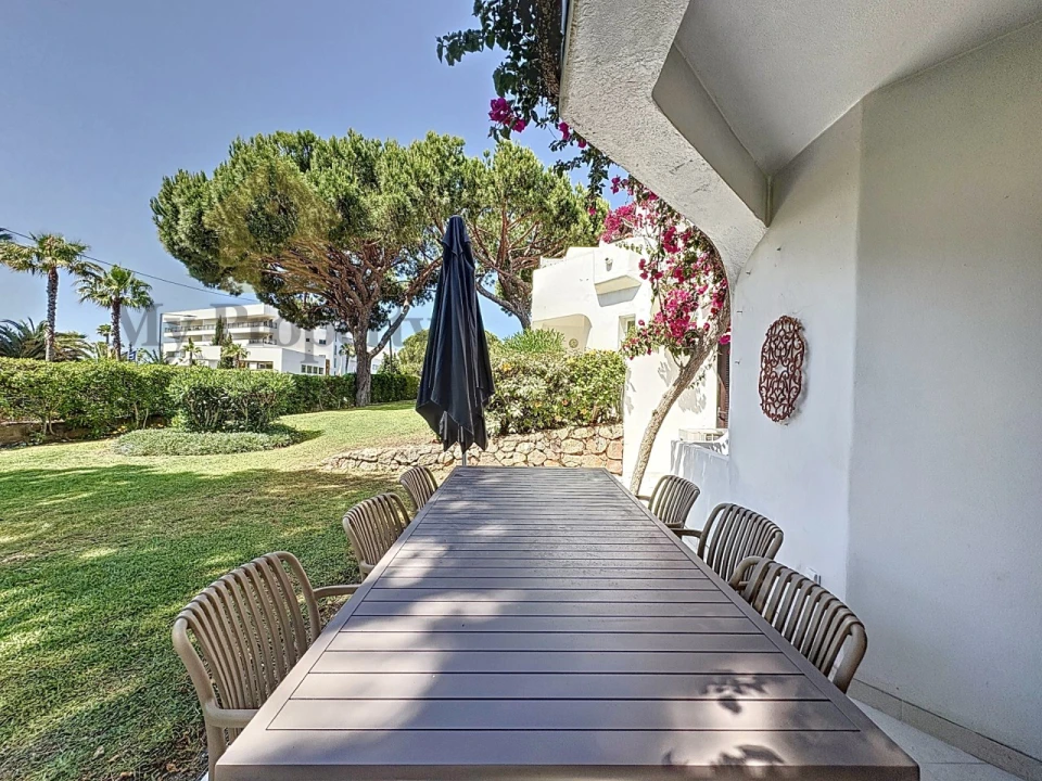 Apartamento T2 para Venda em Albufeira e Olhos de Água Foto 14