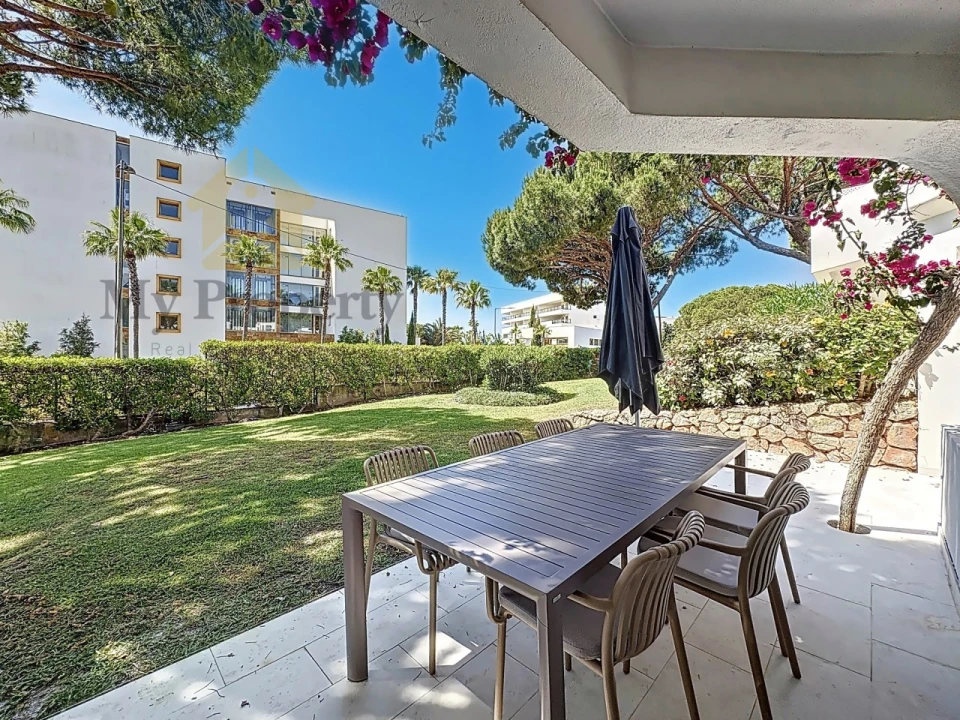 Apartamento T2 para Venda em Albufeira e Olhos de Água Foto 32