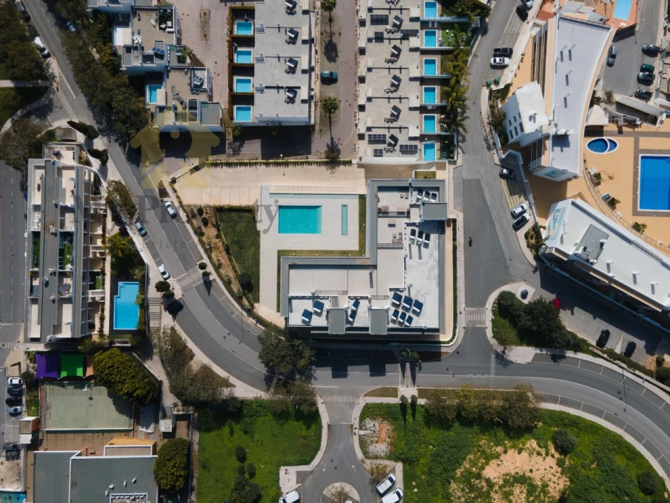 Apartamento T2 para Venda em Albufeira e Olhos de Água Foto 10