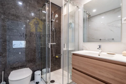 Apartamento T2 para Venda em Albufeira e Olhos de Água
