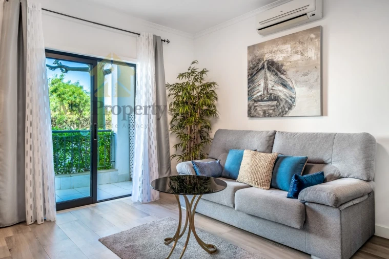 Apartamento para Venda em Albufeira e Olhos de Água Foto 7