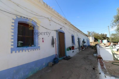 Quinta T4 para Venda em Ferreiras