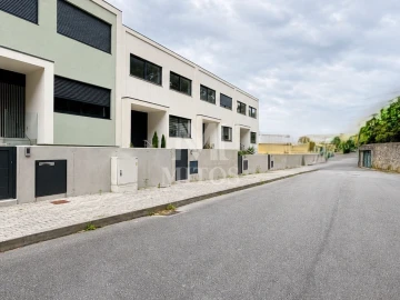 Moradia T3 para Venda em Areosa
