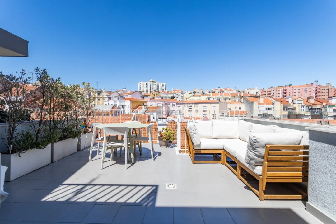 Apartamento T2 para Venda em Penha de França Foto 1