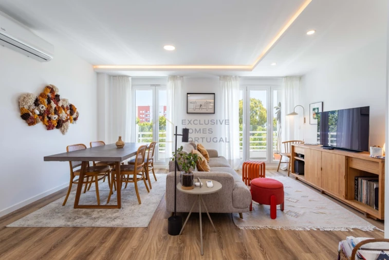 Apartamento T2 para Venda em Penha de França Foto 2