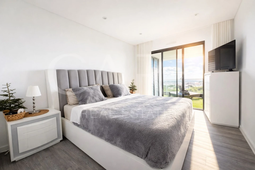 Apartamento T5 para Venda em Venteira Foto 42