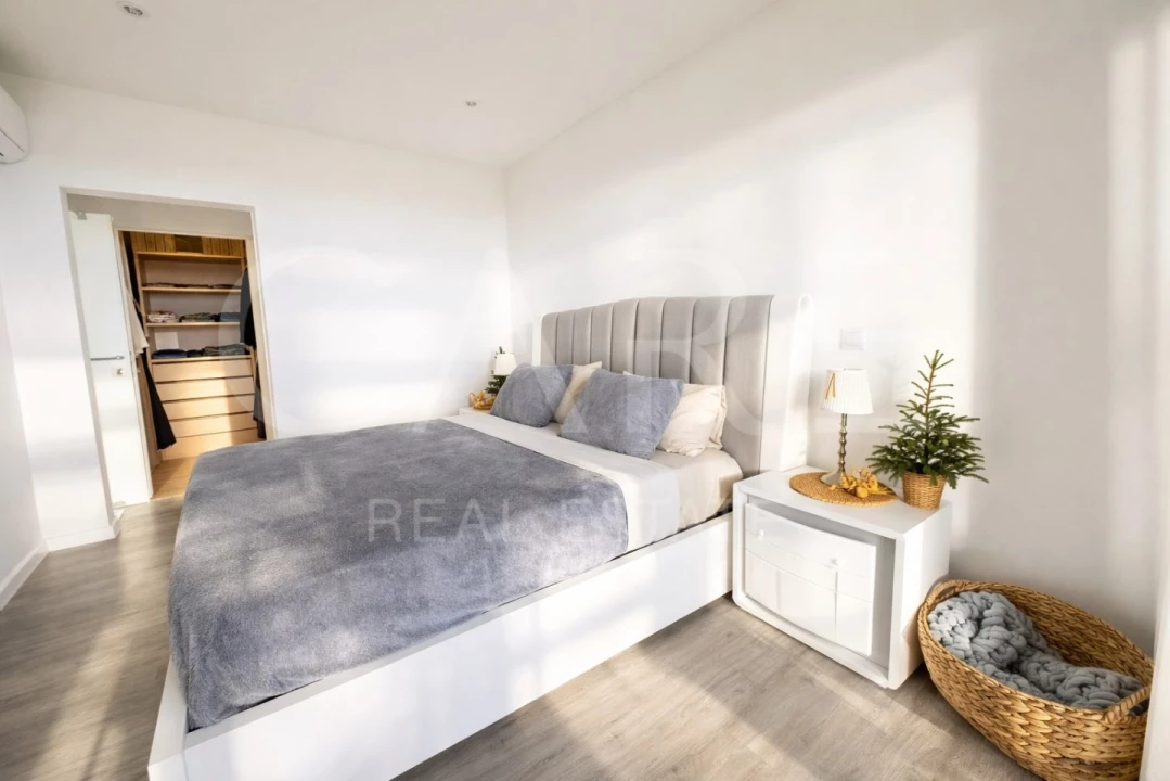 Apartamento T5 para Venda em Venteira Foto 43