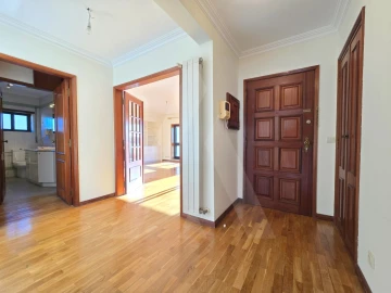 Apartamento T2 para Venda em Glória e Vera Cruz