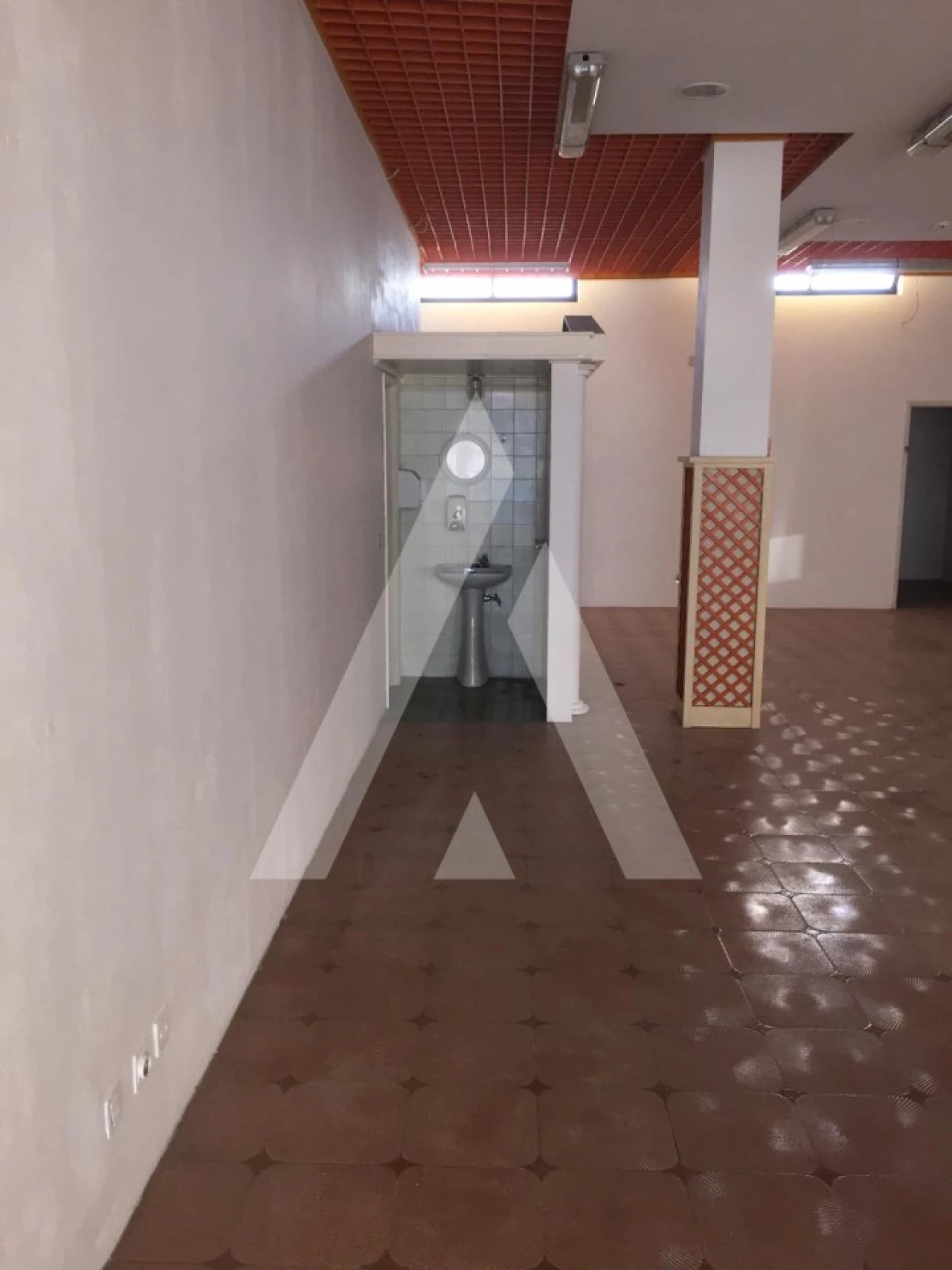 Loja para Venda em Gafanha da Nazaré Foto 4