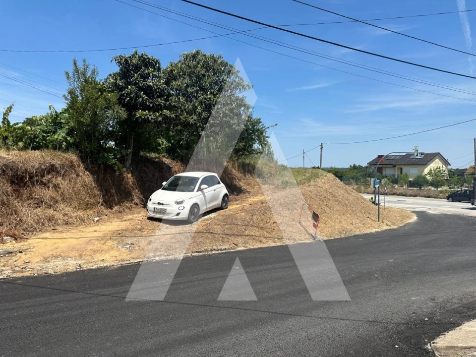 Terreno para Venda em Oiã Foto 8
