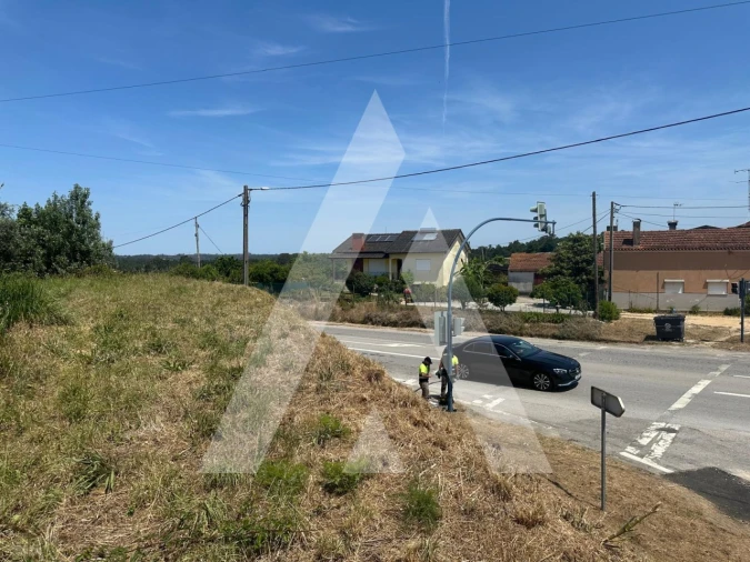 Terreno para Venda em Oiã Foto 7