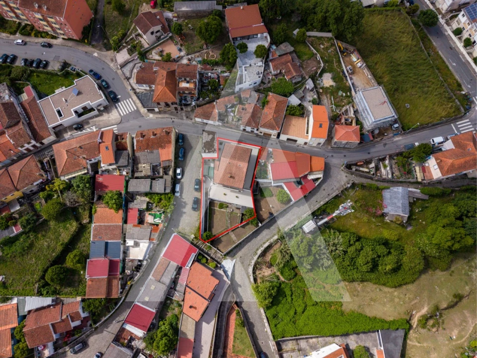 Moradia T3 para Venda em Campanhã Foto 2