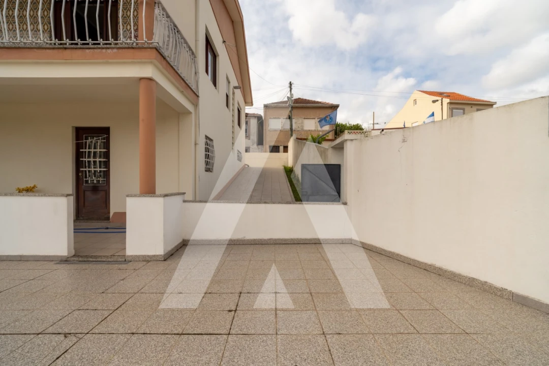 Moradia T3 para Venda em Campanhã Foto 26