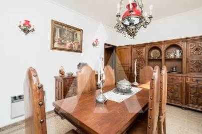 Moradia T3 para Venda em Campanhã