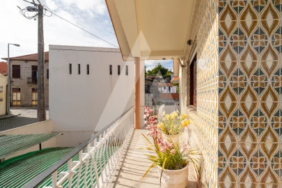 Moradia T3 para Venda em Campanhã