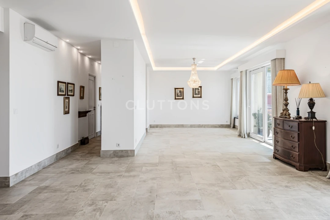 Apartamento T4 para Venda em Carcavelos e Parede Foto 11