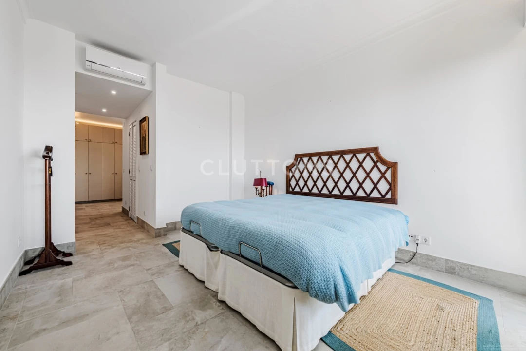 Apartamento T4 para Venda em Carcavelos e Parede Foto 25