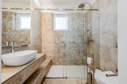 Apartamento T4 para Venda em Carcavelos e Parede