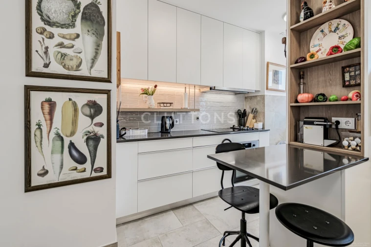 Apartamento T4 para Venda em Carcavelos e Parede Foto 13