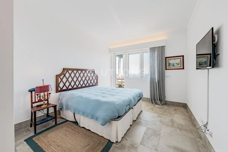Apartamento T4 para Venda em Carcavelos e Parede Foto 24