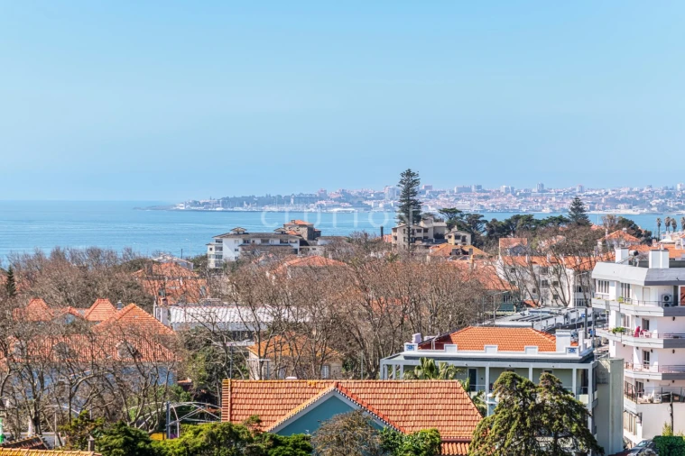 Apartamento T4 para Venda em Carcavelos e Parede Foto 31