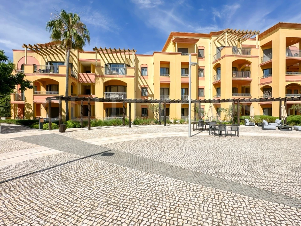 Apartamento T3 para Venda em Quarteira Foto 7