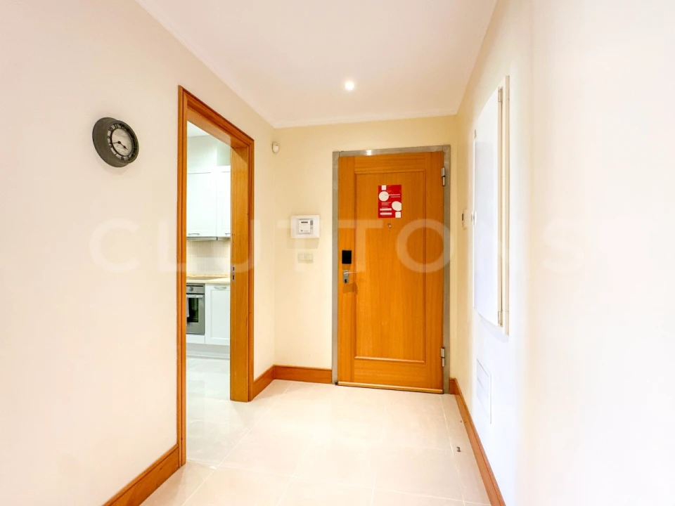 Apartamento T3 para Venda em Quarteira Foto 13