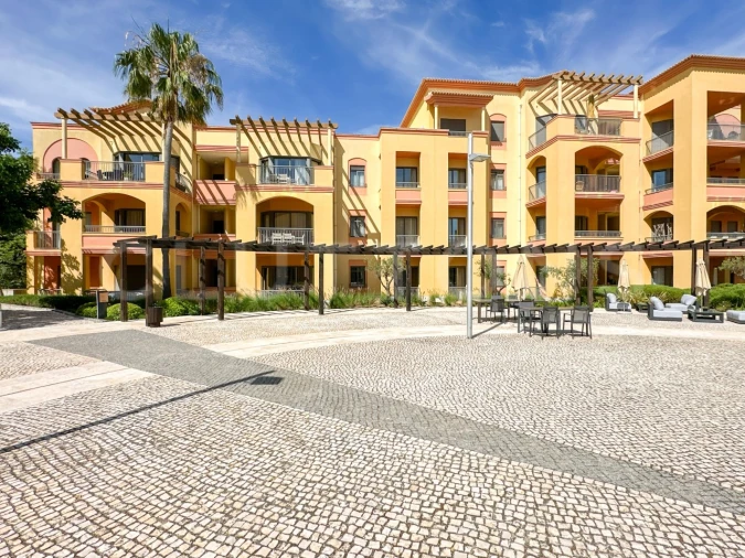 Apartamento T3 para Venda em Quarteira Foto 7