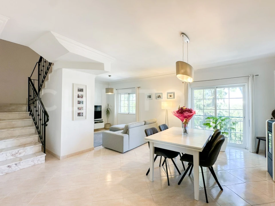 Apartamento T4 para Venda em Almancil Foto 4