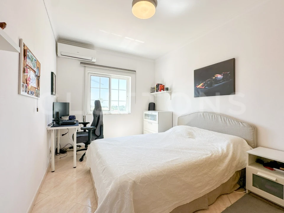 Apartamento T4 para Venda em Almancil Foto 18
