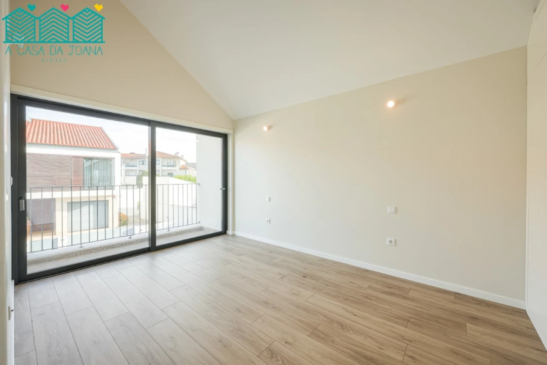 Moradia T4 para Venda em Ílhavo (São Salvador) Foto 25