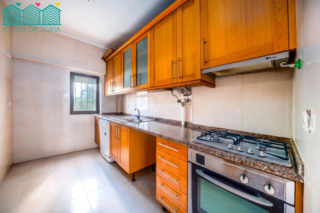 Apartamento T2 para Venda em Póvoa de Santa Iria e Forte da Casa Foto 8