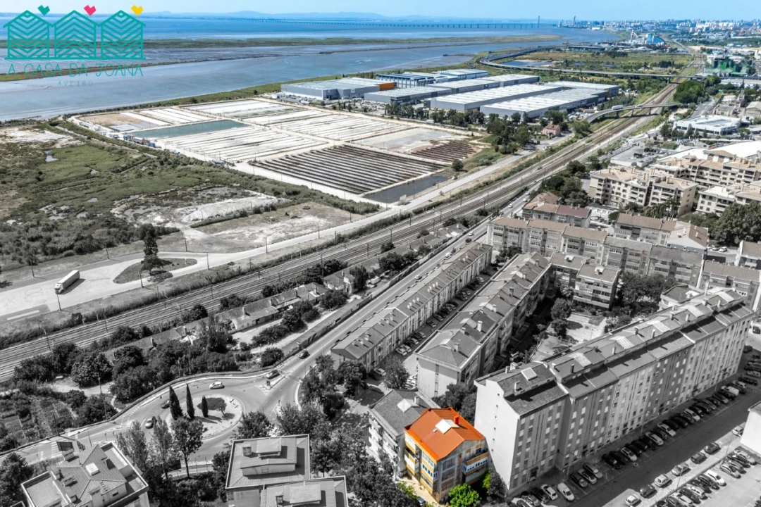 Apartamento T2 para Venda em Póvoa de Santa Iria e Forte da Casa Foto 23